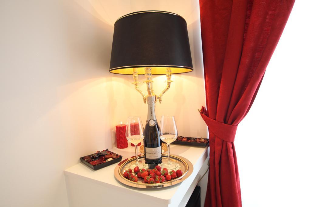Pensión Interno 7 Luxury 2*
